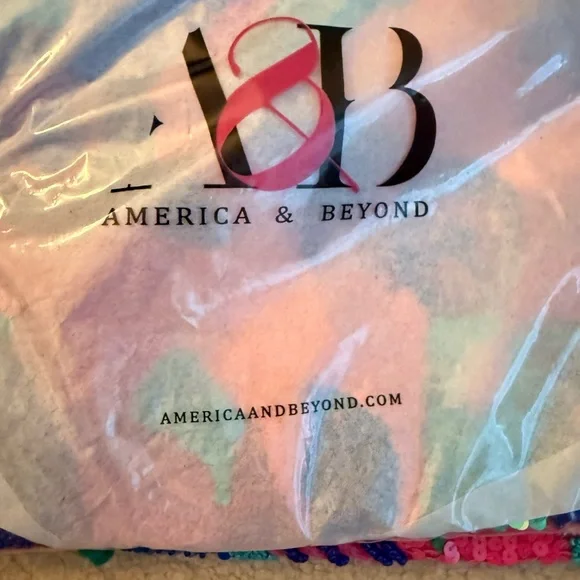 America & Beyond bag new - Picture 4 of 4